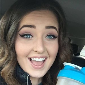 Meet your Posher, Alexa
