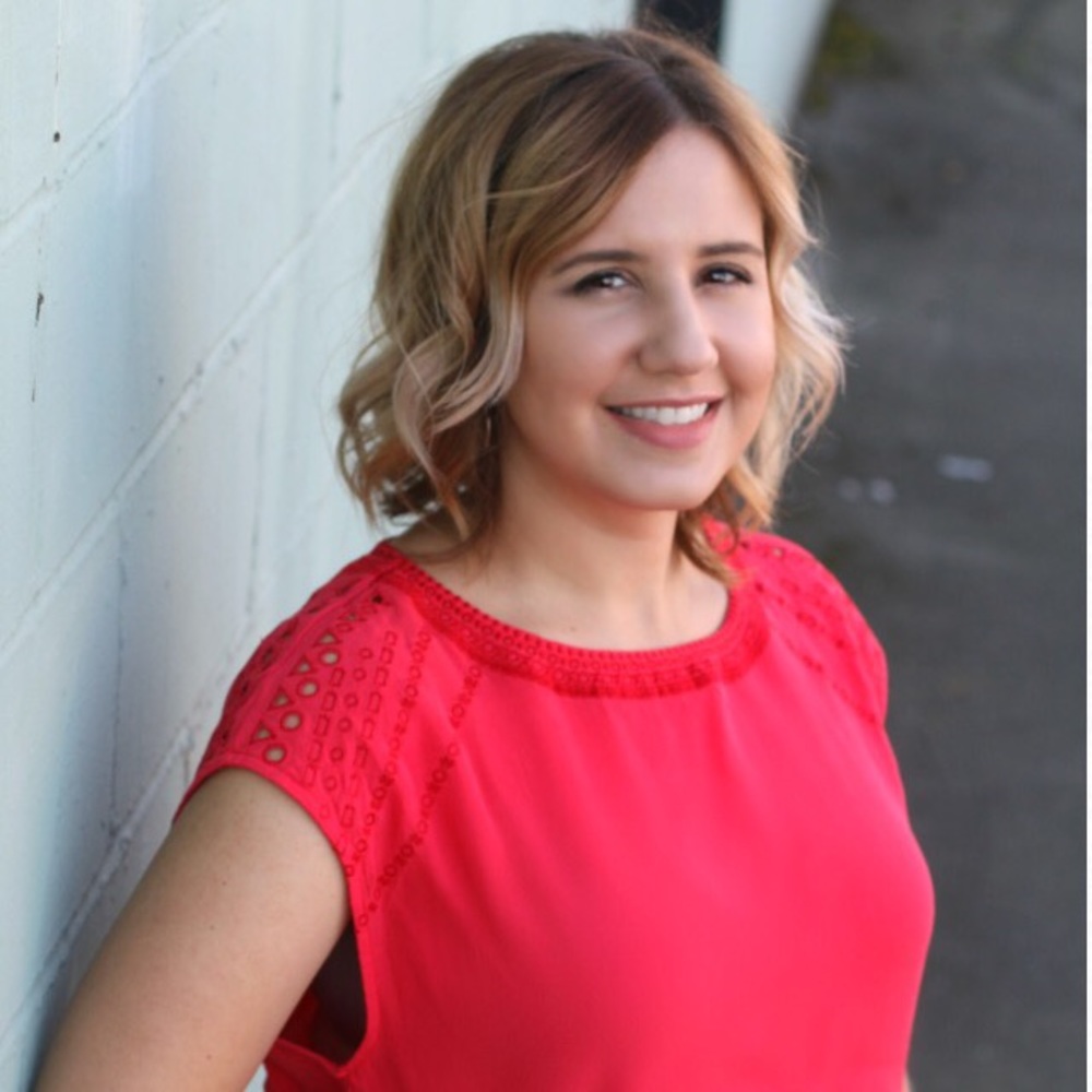 Meet your Posher, Amalia