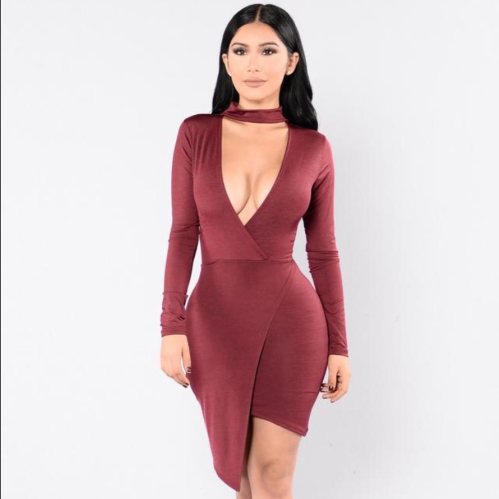 Choker bodycon dress! NEW with tags never worn.