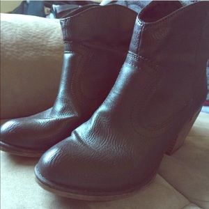 (Rocket Dog} Cowgirl Boots