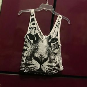 Zip up v-neck crop top