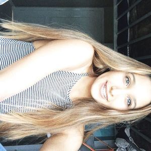 Meet your Posher, Stefni