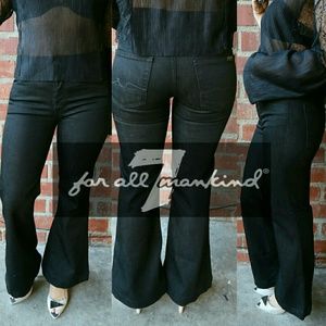 🔖FLASH SALE   7 ғᴏʀ ᴀʟʟ ᴍᴀɴᴋɪɴᴅ black JEANS