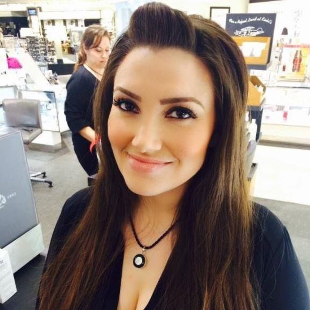Meet your Posher, Sherriann
