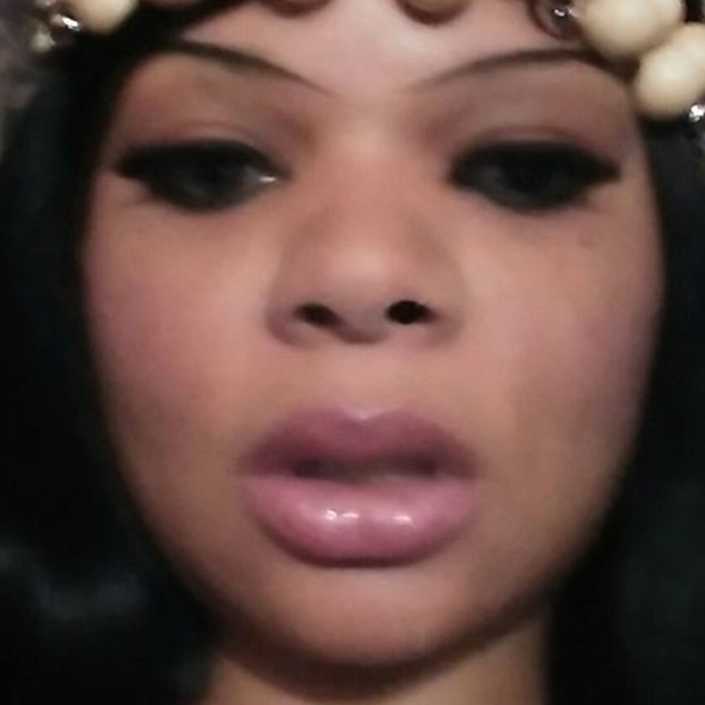 Meet your Posher, Elzada