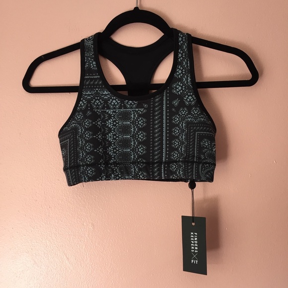 Finders Keepers Fit Run The World Sports Bra - Picture 2 of 4