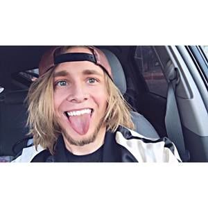 Meet your Posher, Colton