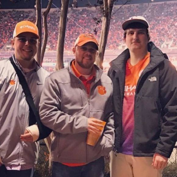 Meet your Posher, Jonathan - Picture 1 of 1