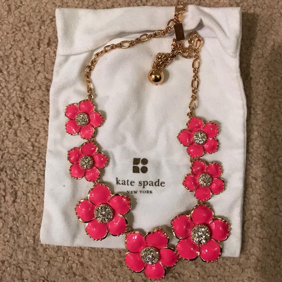 kate spade Jewelry - Kate Spade statement necklace!