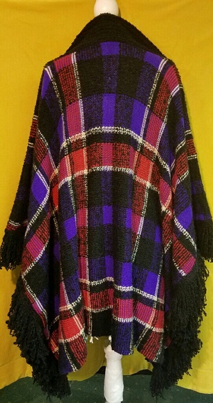 Lauren Ralph Lauren Poncho - Picture 2 of 4