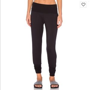 ALO Yoga Revive 2 Pant Black Sz Small
