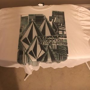 Volcom tee shirt
