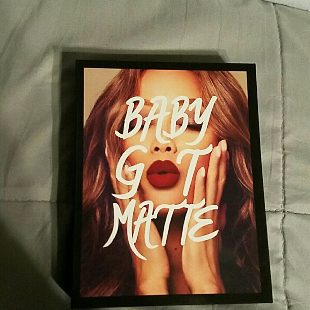 Tyra Baby Got Matte Lipstick trio - Picture 3 of 6