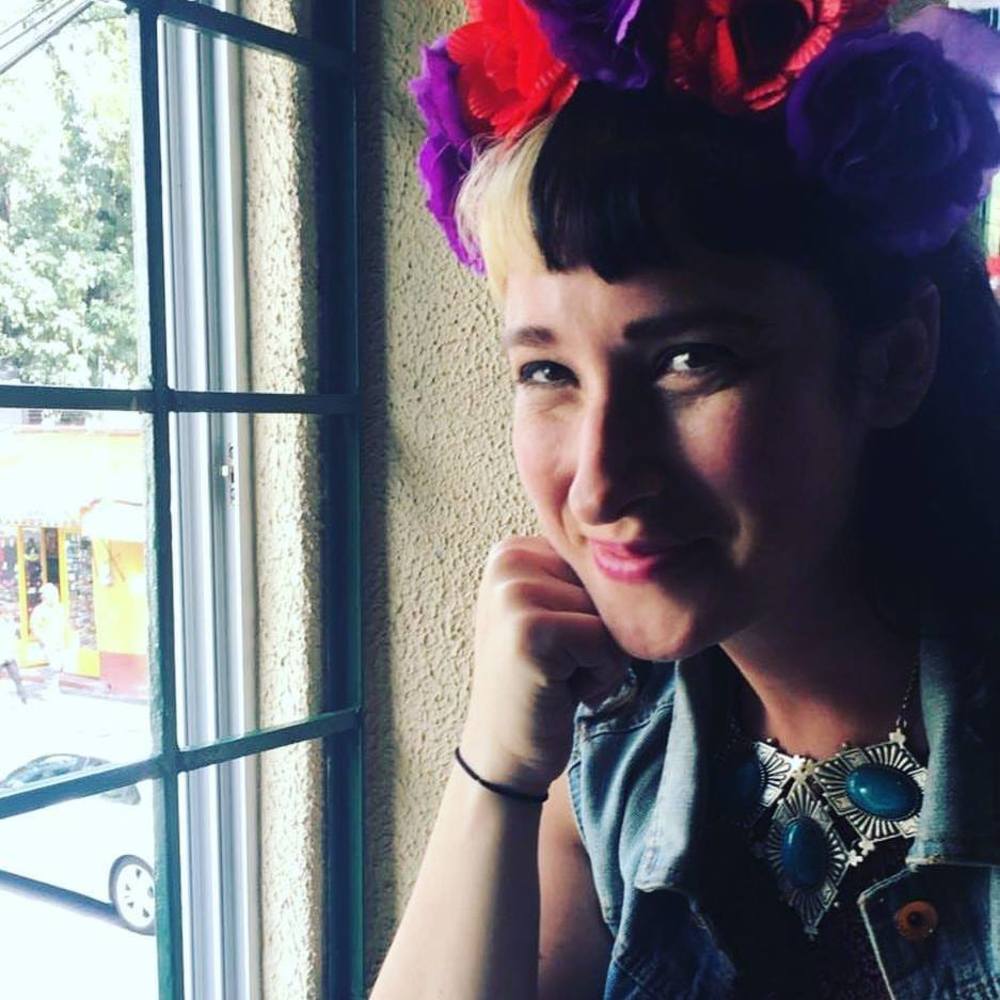 Meet your Posher, Suzanne