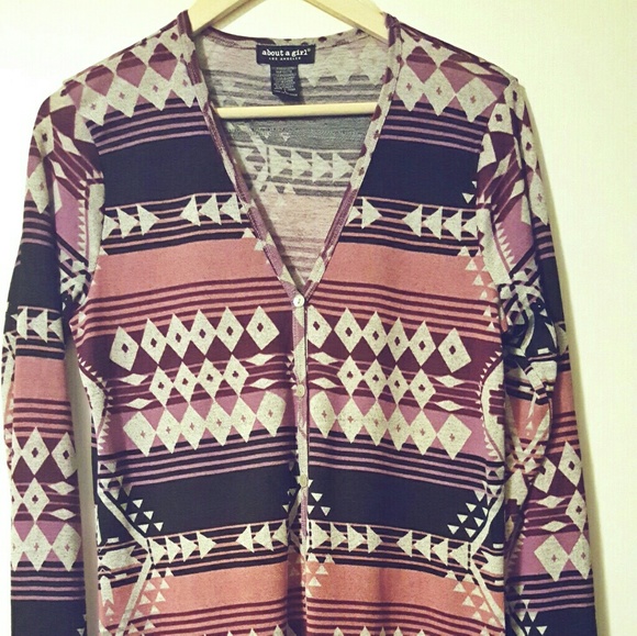 Women's L Native Pattern Long Sweater - Picture 1 of 1