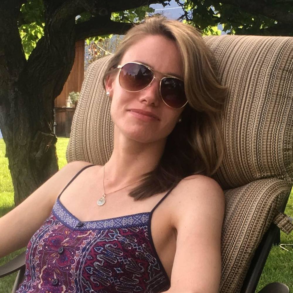 Meet your Posher, Laura