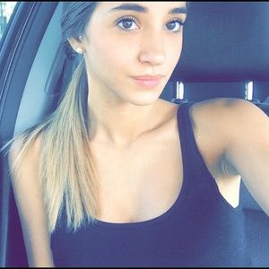 Meet your Posher, Lucy