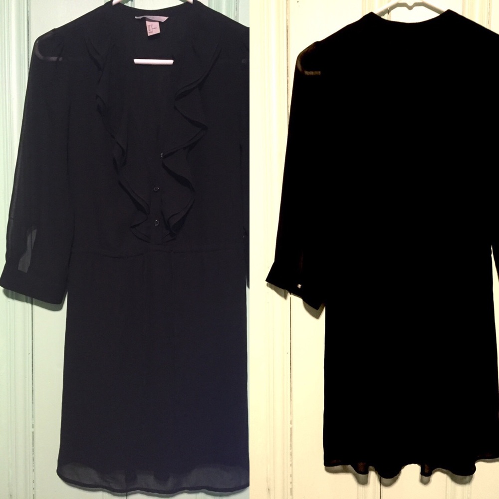 Black H&M dress w/ opaque sleeves