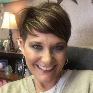 Meet your Posher, Haley