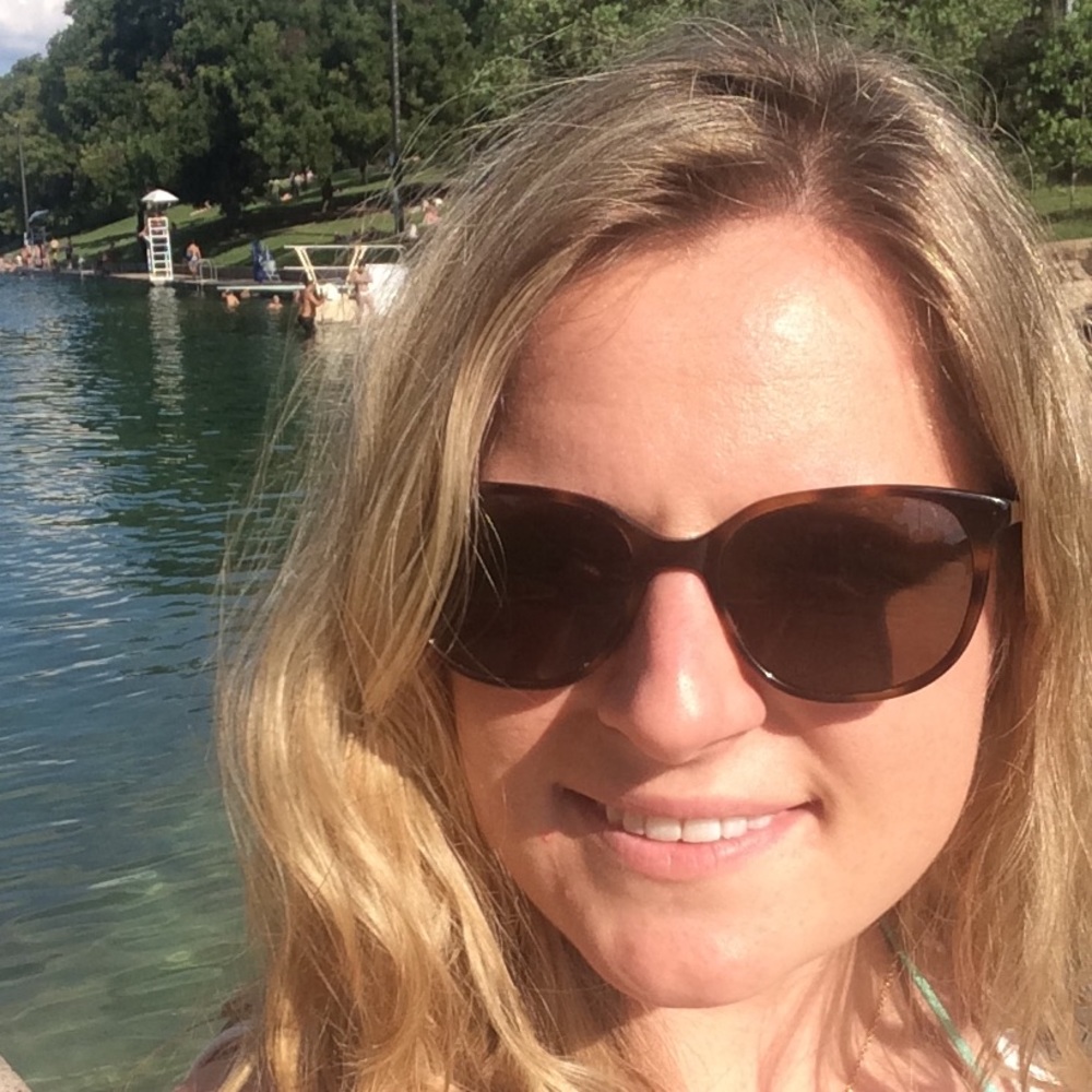 Meet your Posher, Emma