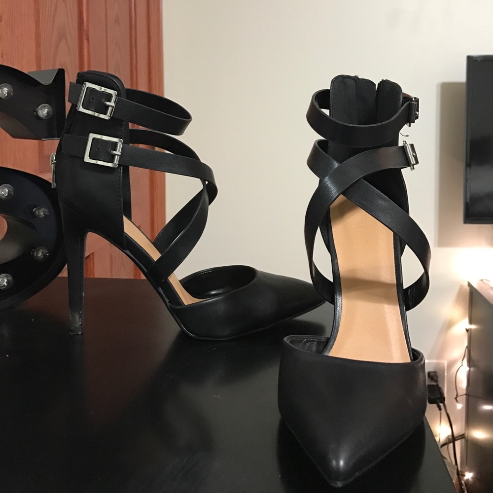 Black Strappy Pointed-Toe Heels