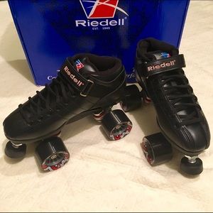 New in Box Riedell R3 Roller Skates