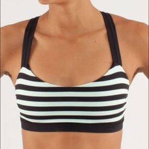 Lulu lemon sports bra