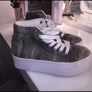 Jeffrey Campbell play shoes camouflage