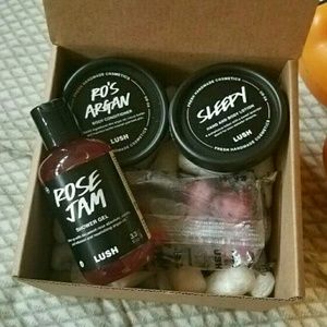 Lush 4 piece gift set