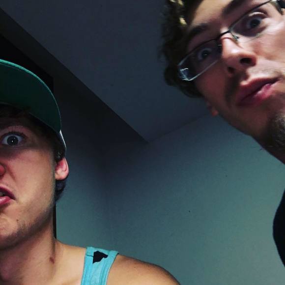 Meet your Posher, Kian - Picture 1 of 1