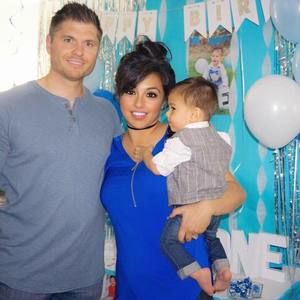 Meet your Posher, Hadia