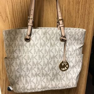 Michael Kors bag