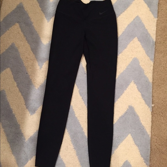 Never worn NIKE Training tights - Picture 1 of 2