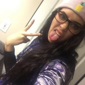 Meet your Posher, Danica