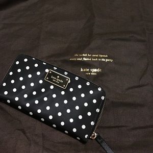 NEW WITHOUT TAGS! Authentic KATE SPADE WALLET