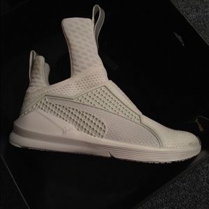 PUMA FENTY TRAINER HI - WOMEN'S