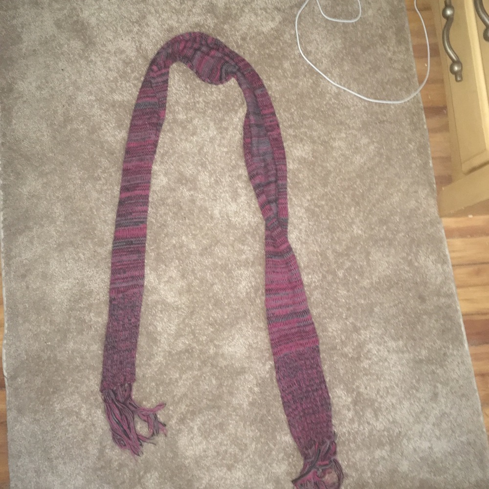 multicolored scarf