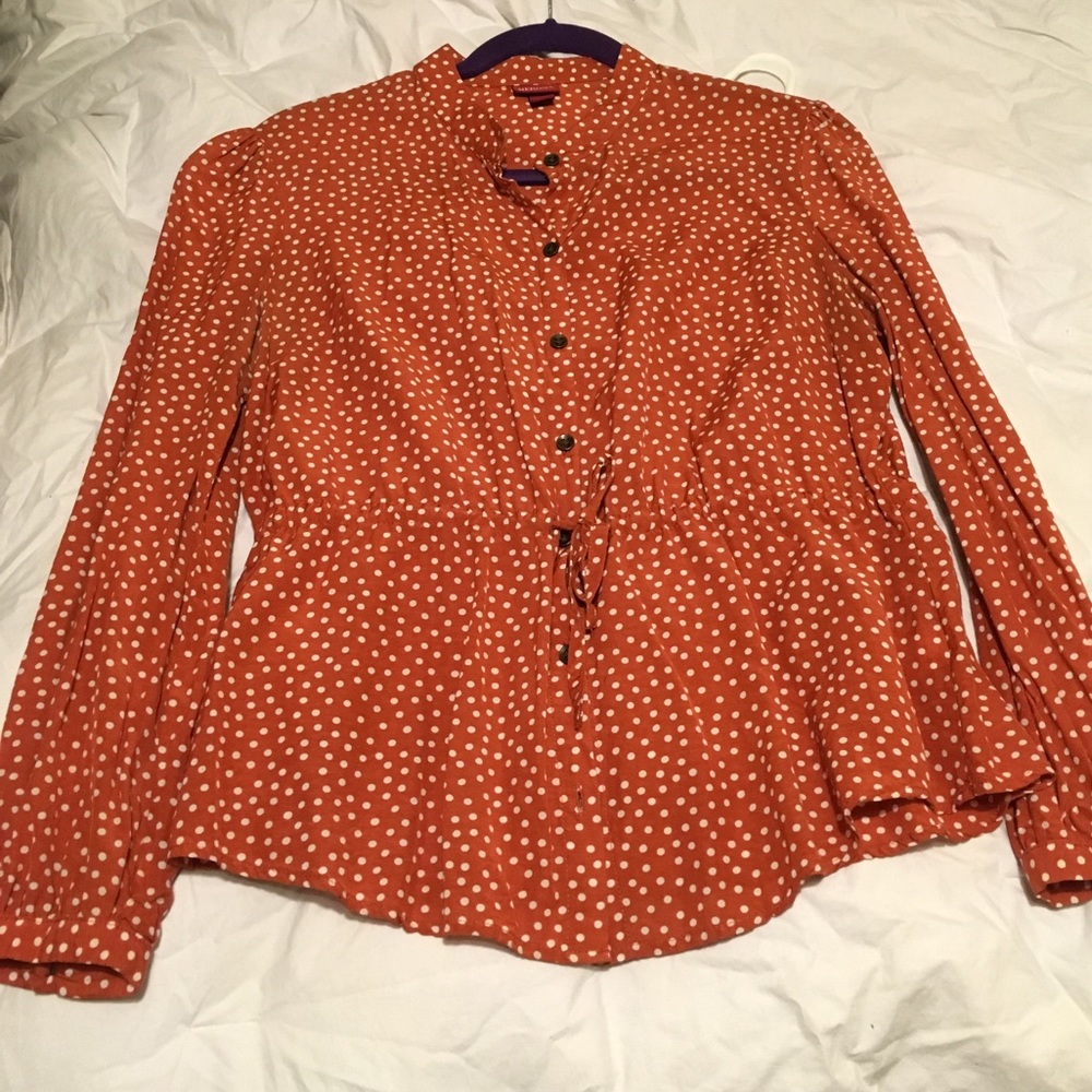 Longsleeve waist fitted Polkadot shirt