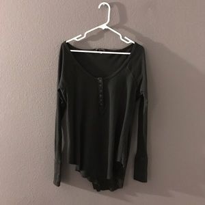 Brandy Melville Flowy Long-sleeve