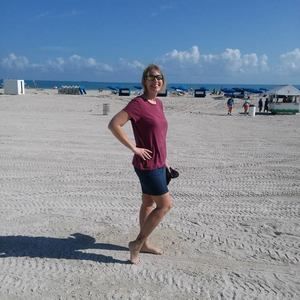 Meet your Posher, Stephanie