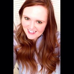 Meet your Posher, Lauren