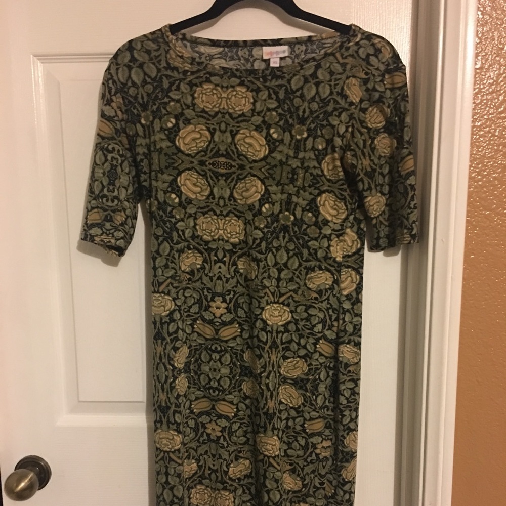 Lularoe Floral Julia