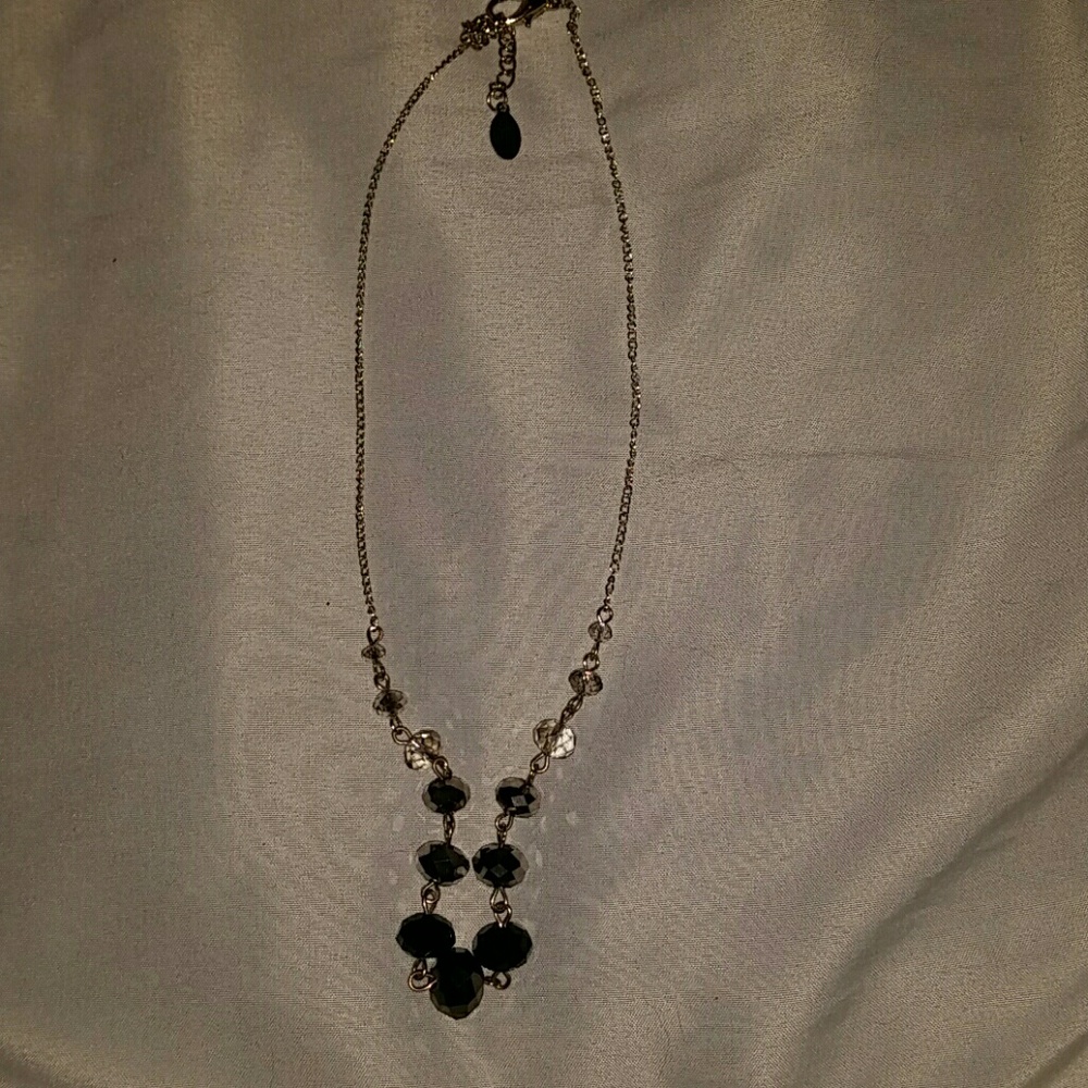 NWB Glass Beaded c.A.K.e Necklace
