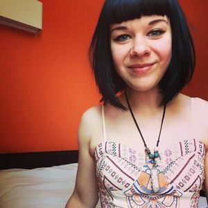 Meet your Posher, Joelle