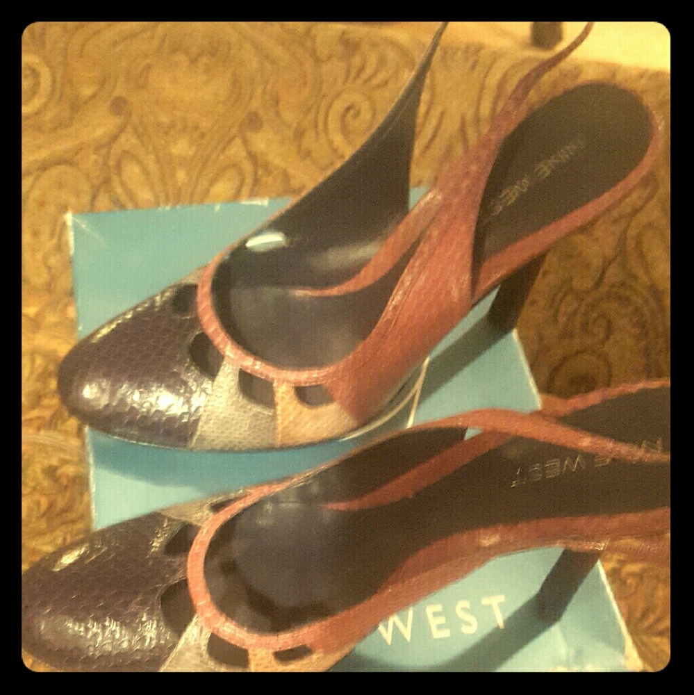 Nine West size 9 slingback pumps