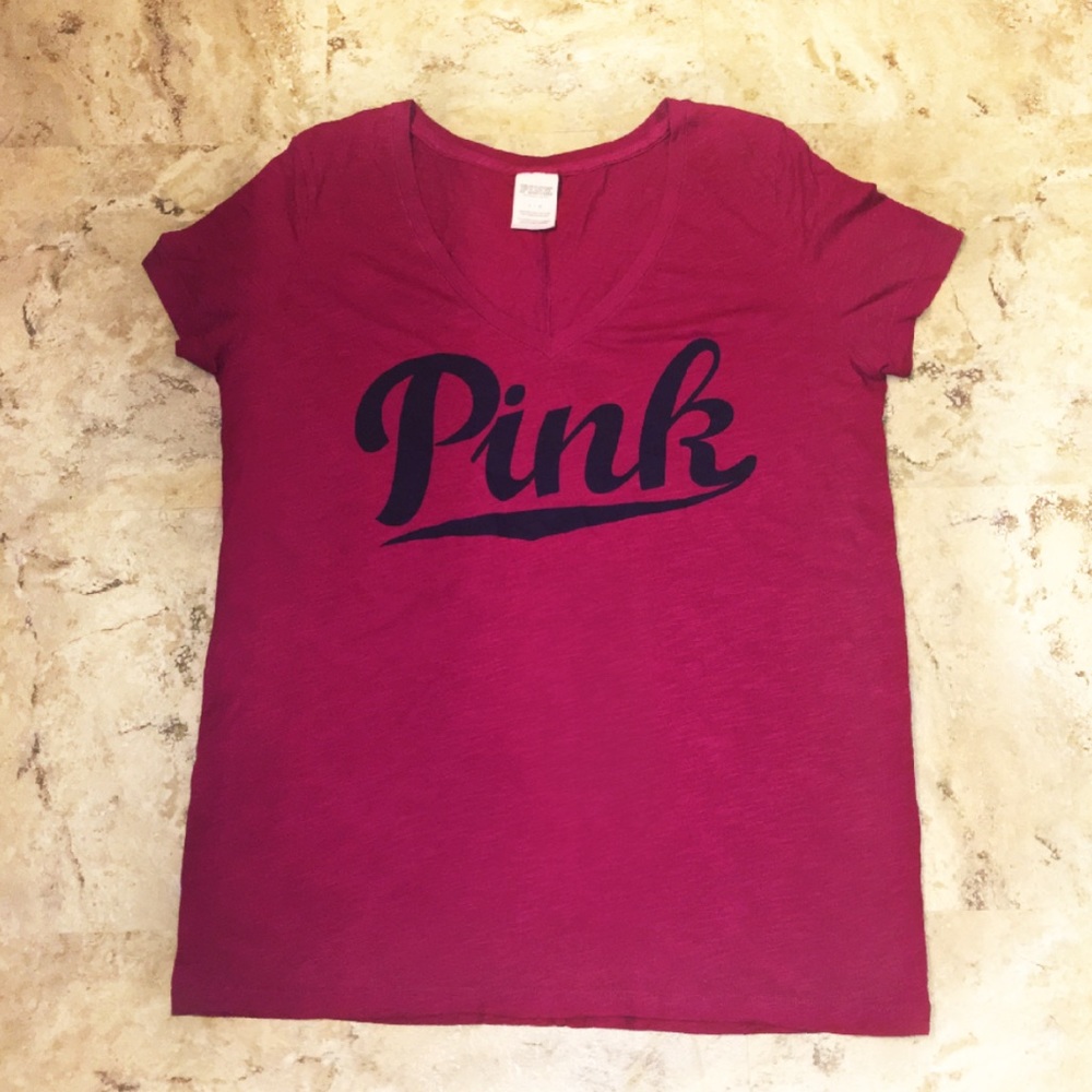 New 💓 Pink ✨Victoria's Secret✨ tee shirt 👌🏻