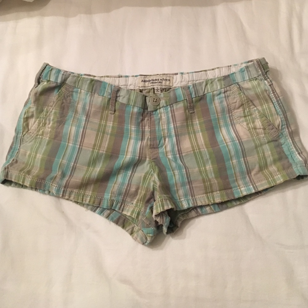 Plaid Abercrombie shorts