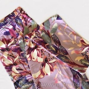 ❤ANY TWO PAIR OF LEGGINGS FOR $39❤