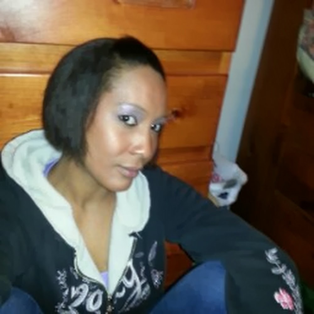 Meet your Posher, Sunshine*emily