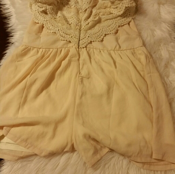 Romper - Picture 2 of 3